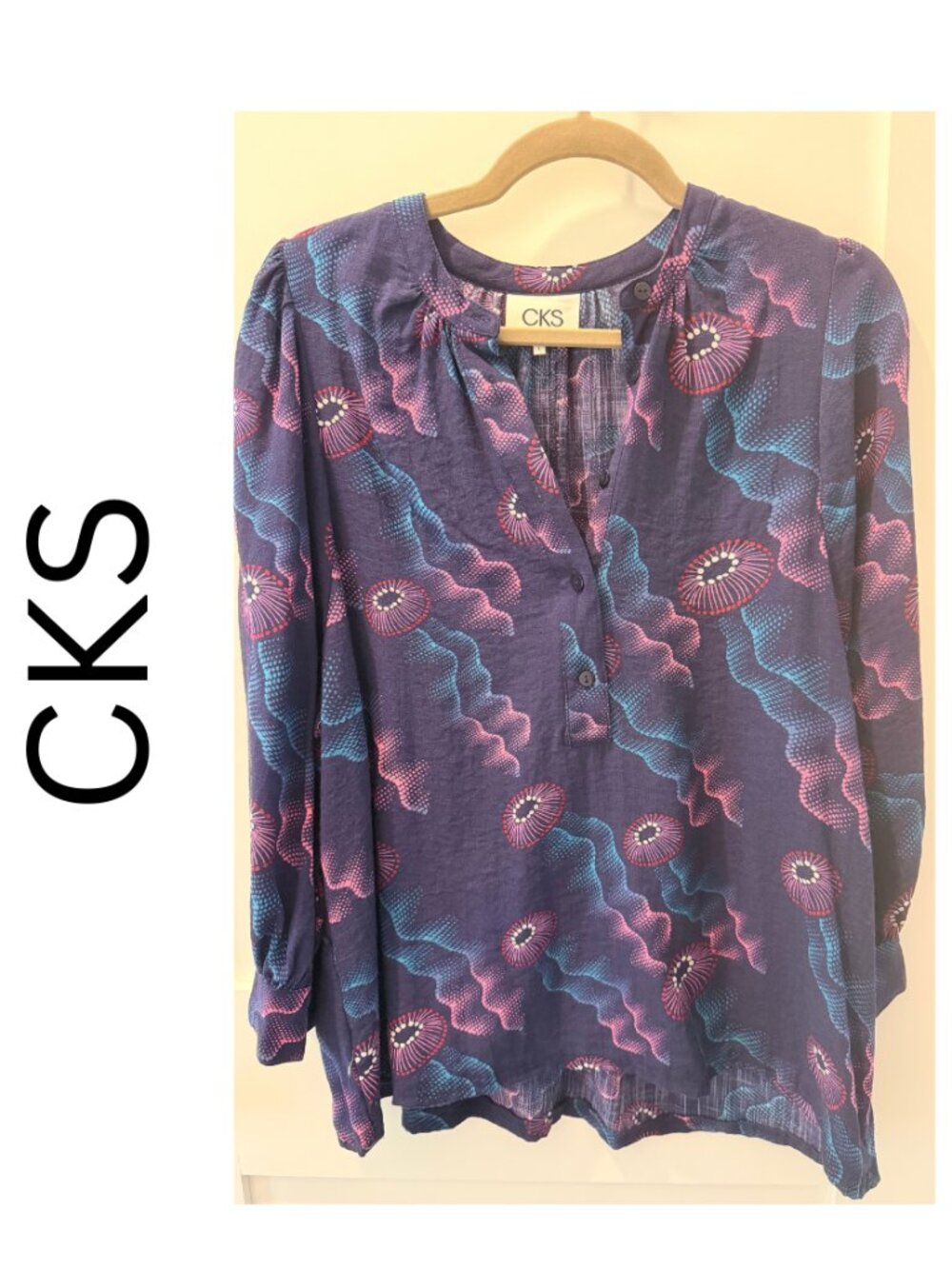 Flowy CKS Blouse, 3/4 sleeves - L